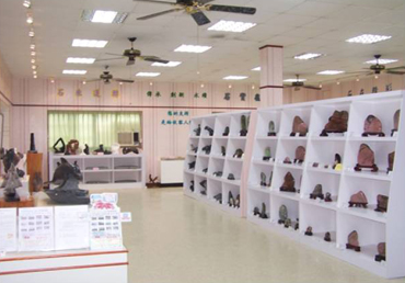 玉(奇)石展示館內部