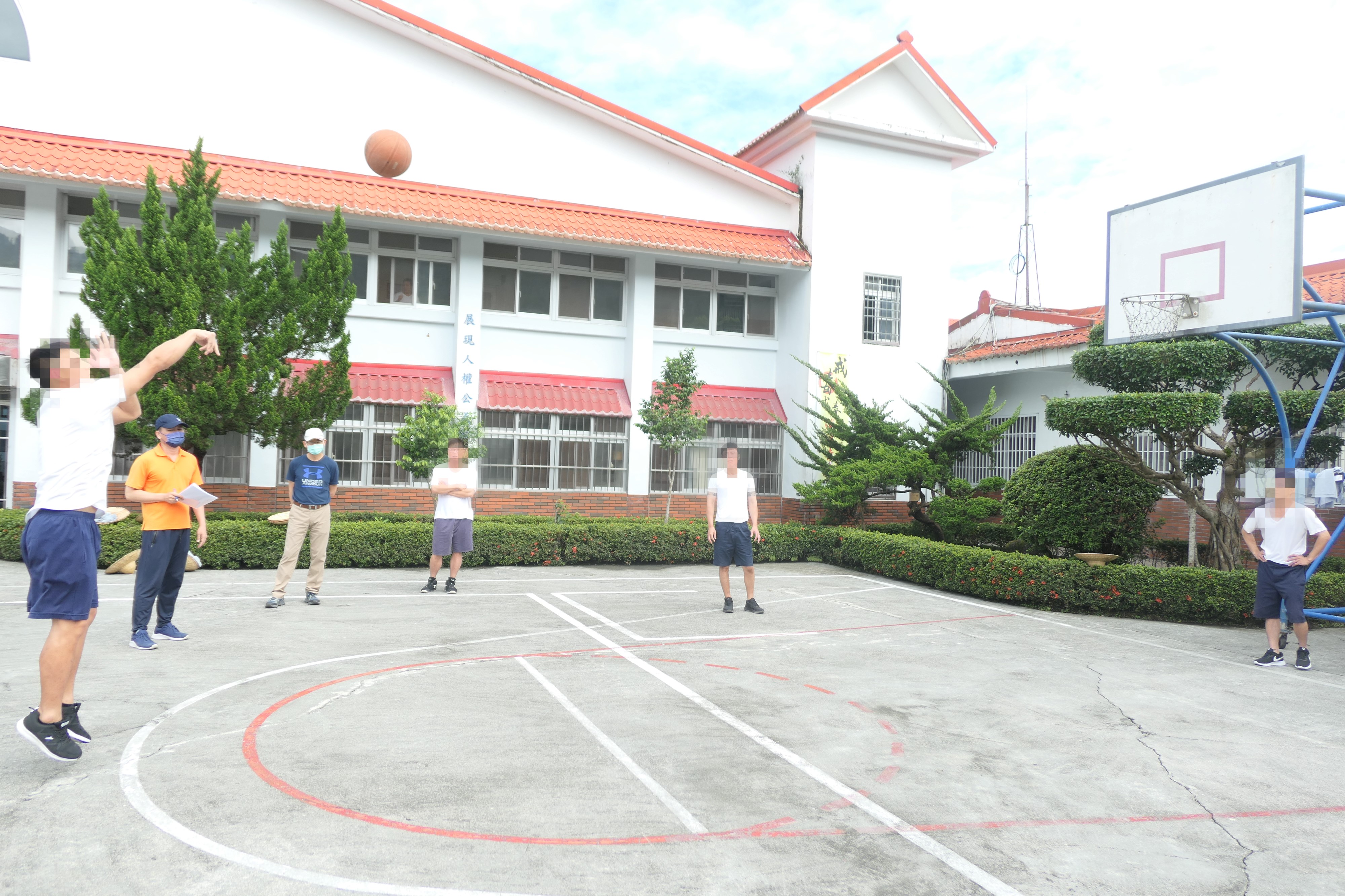 Basketball set shot game
